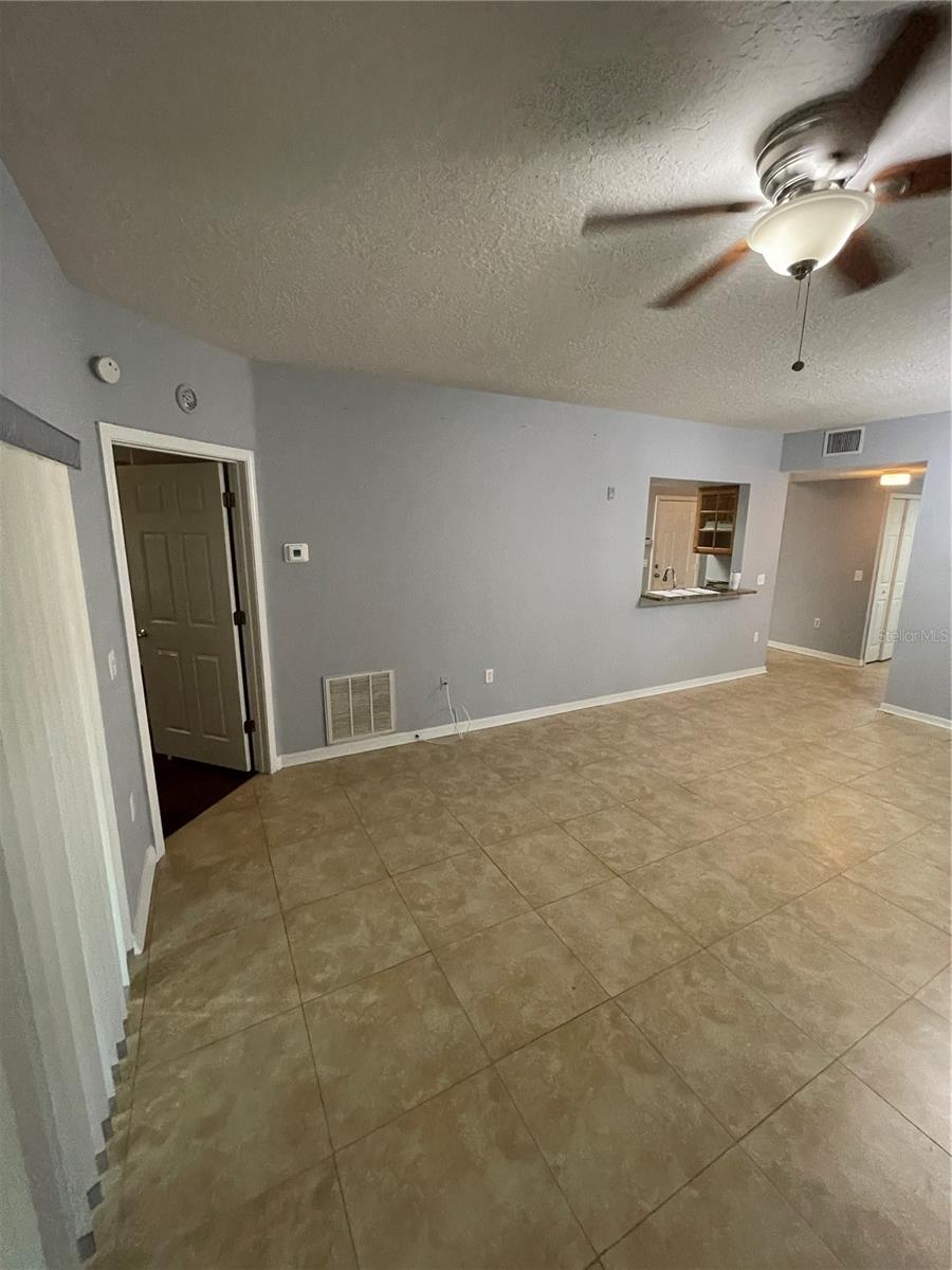 Image 28 of 31 For 6022 Portsdale Place 101
