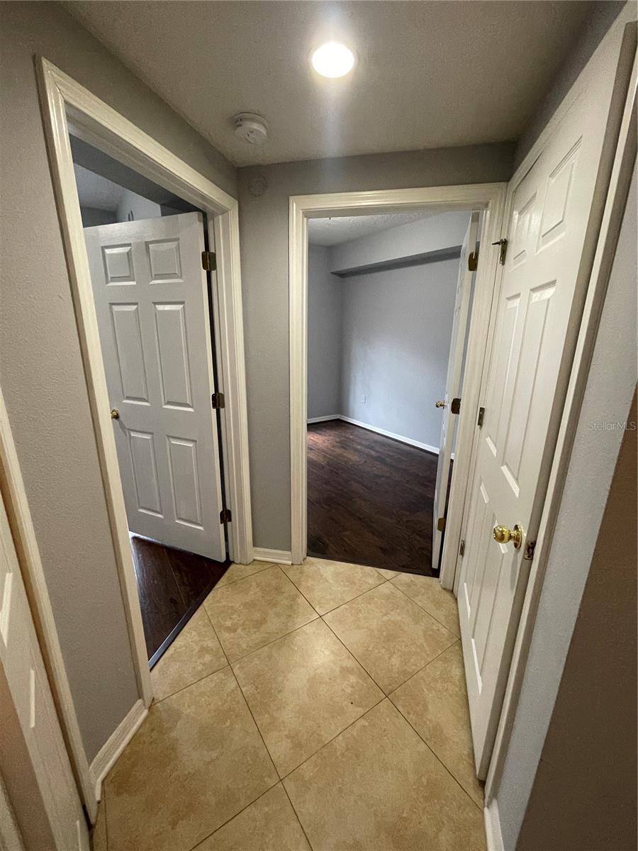 Image 7 of 31 For 6022 Portsdale Place 101