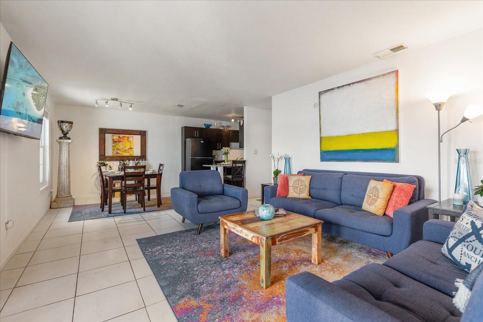 Image 12 of 60 For 225 Pompano Drive Se D