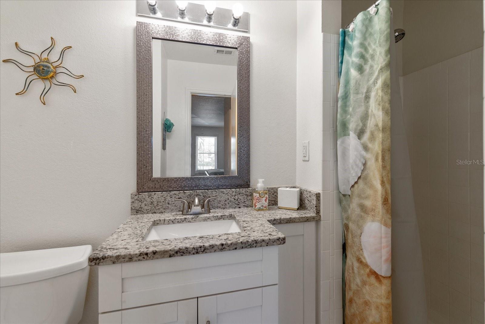 Image 22 of 60 For 225 Pompano Drive Se D