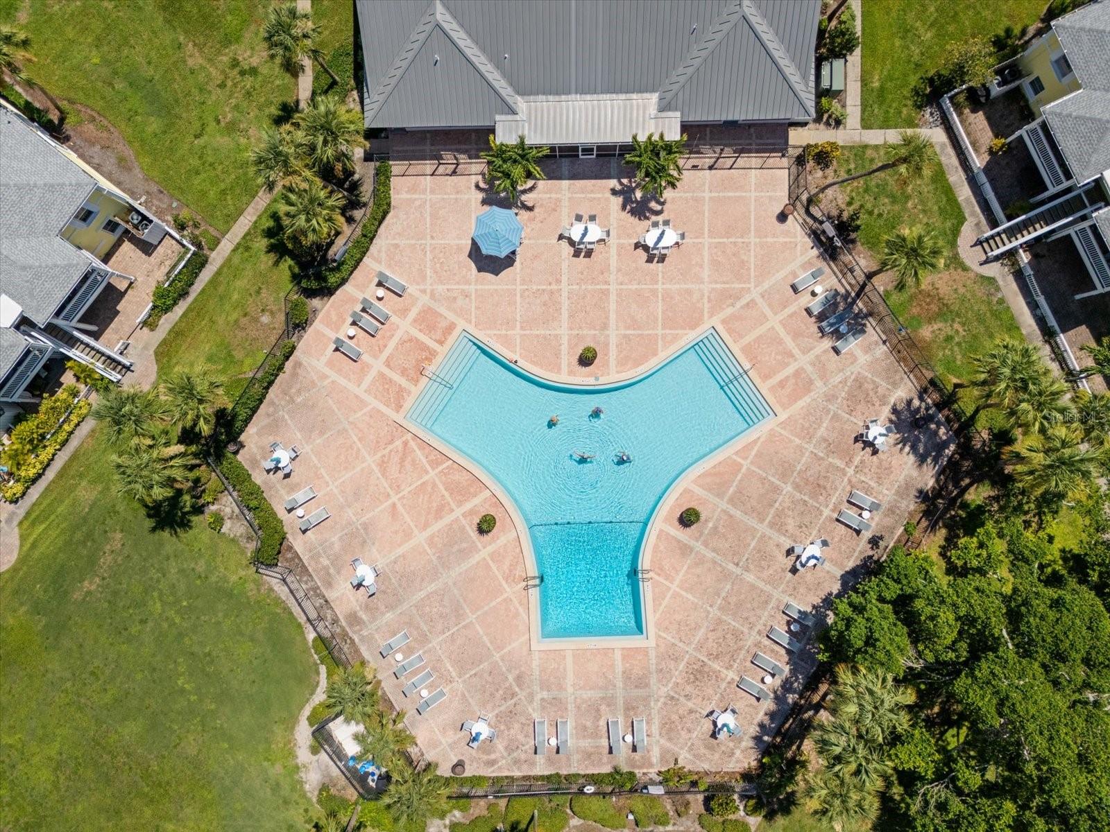 Image 39 of 60 For 225 Pompano Drive Se D