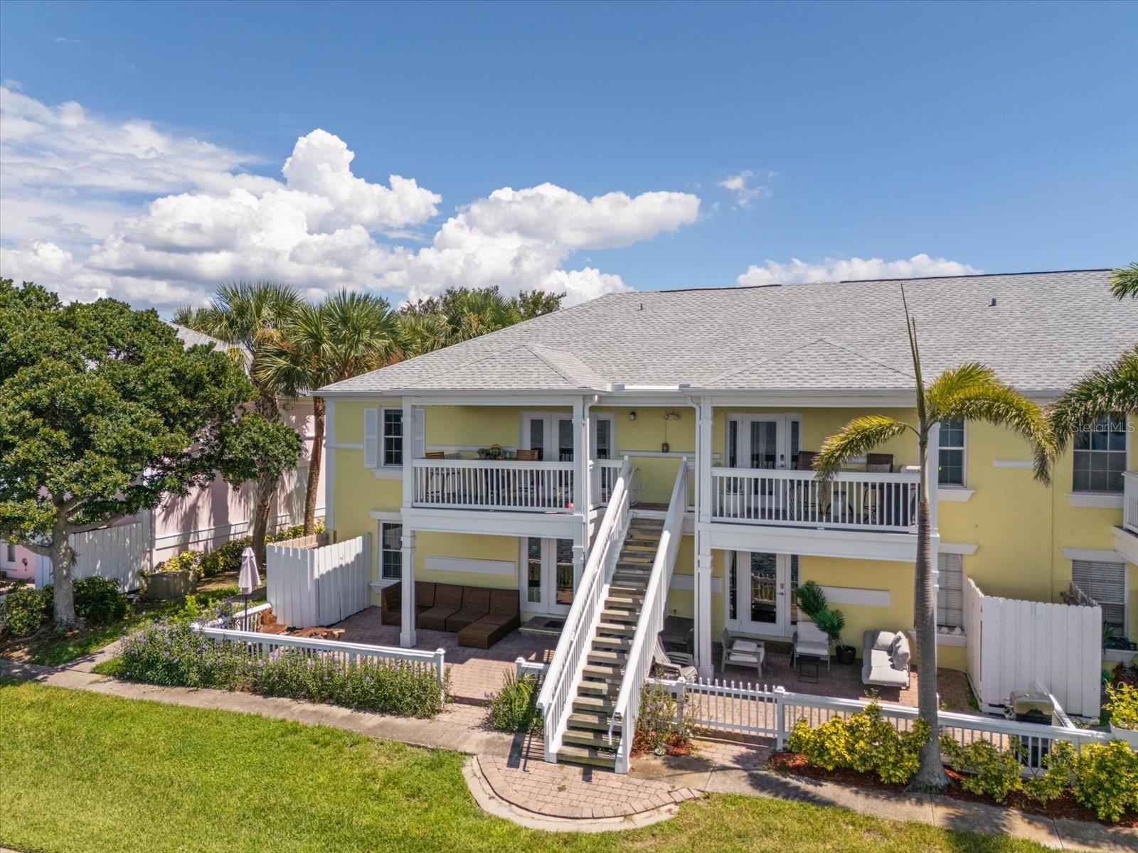 Image 4 of 60 For 225 Pompano Drive Se D