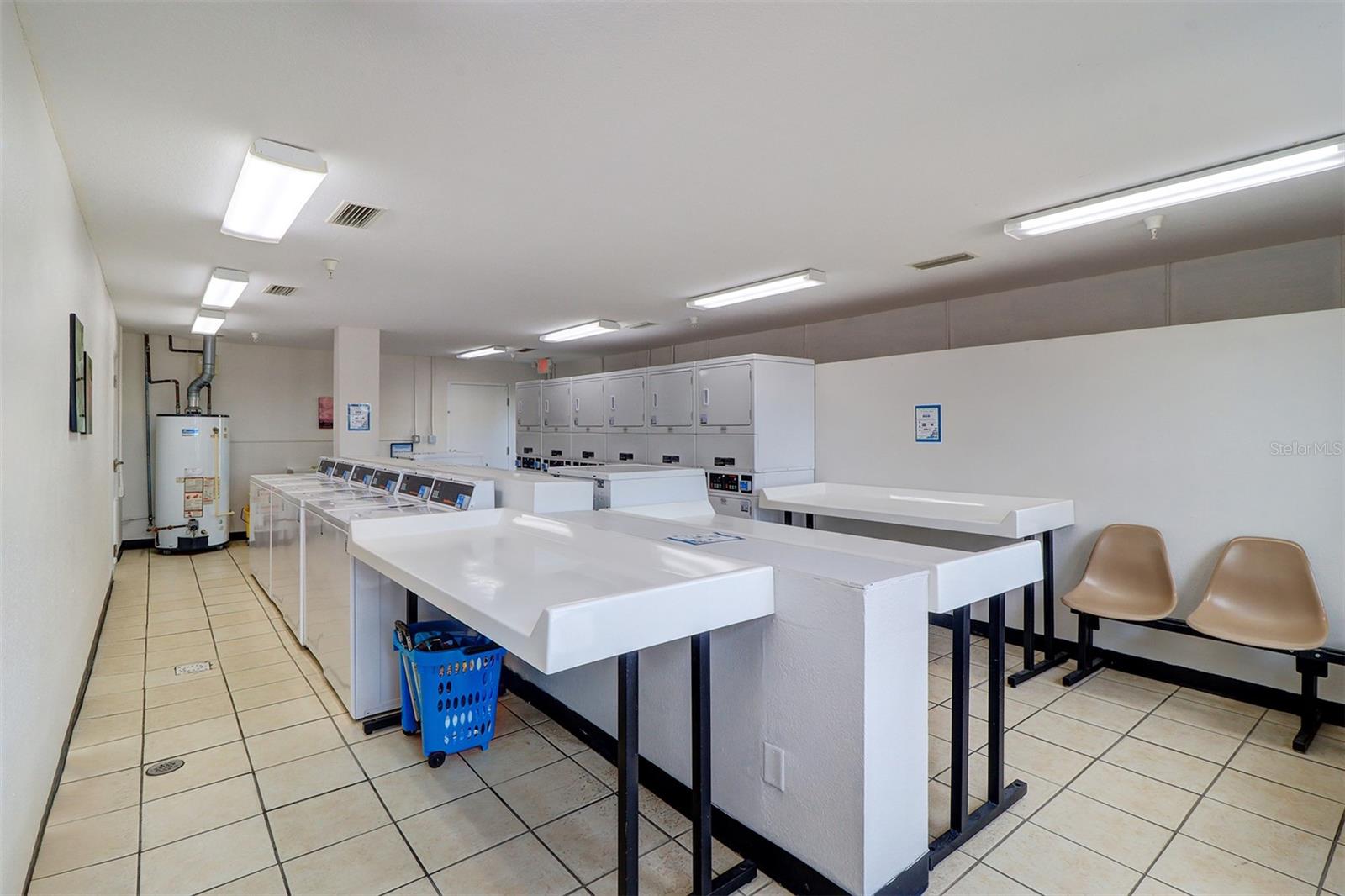 Image 55 of 60 For 225 Pompano Drive Se D