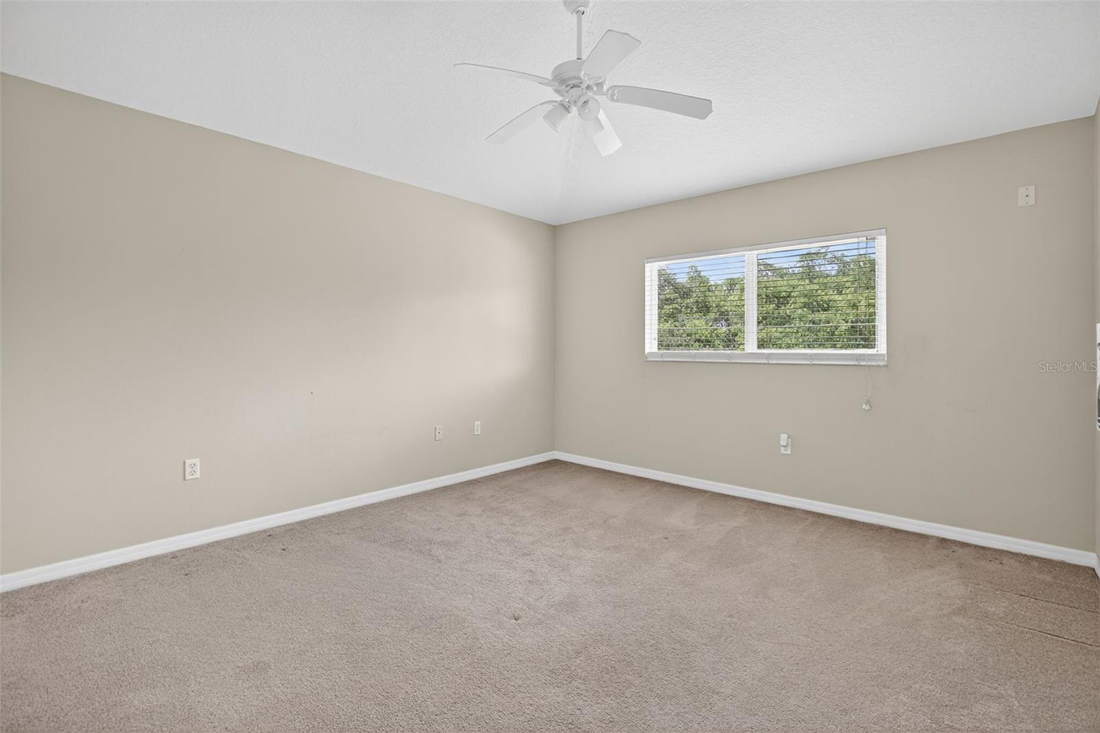 Image 37 of 53 For 3185 Shoreline Drive