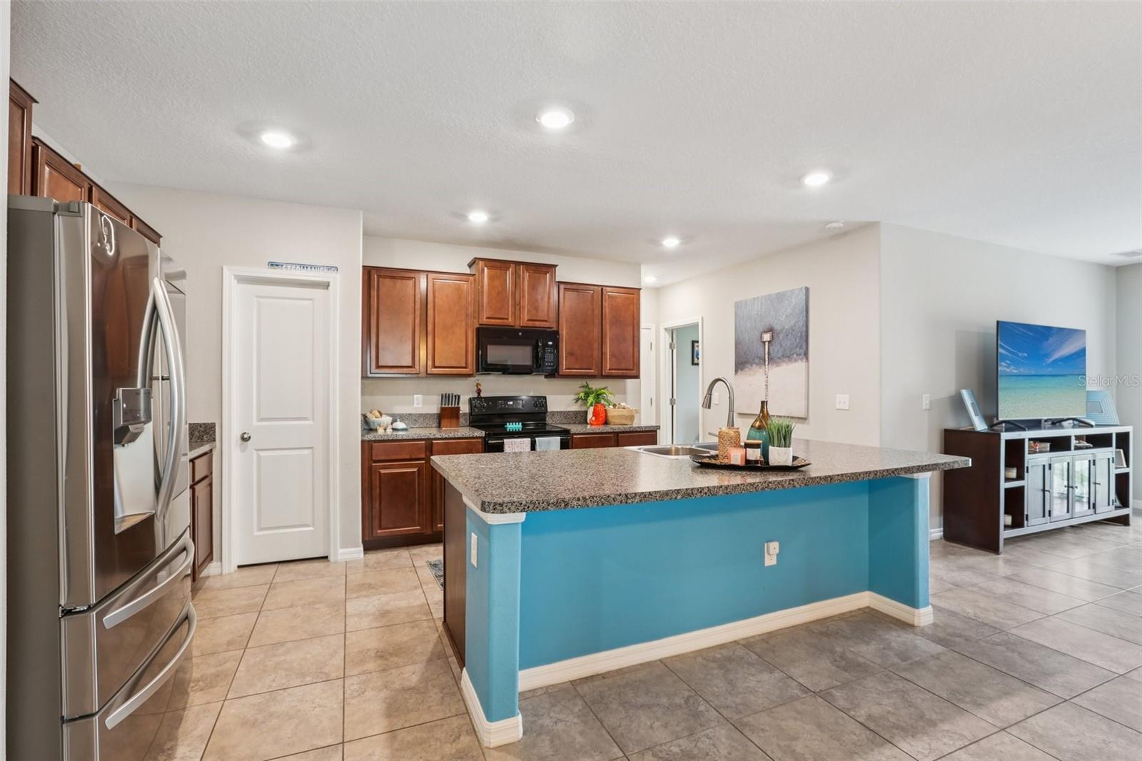 Image 19 of 43 For 7242 Salt River Avenue