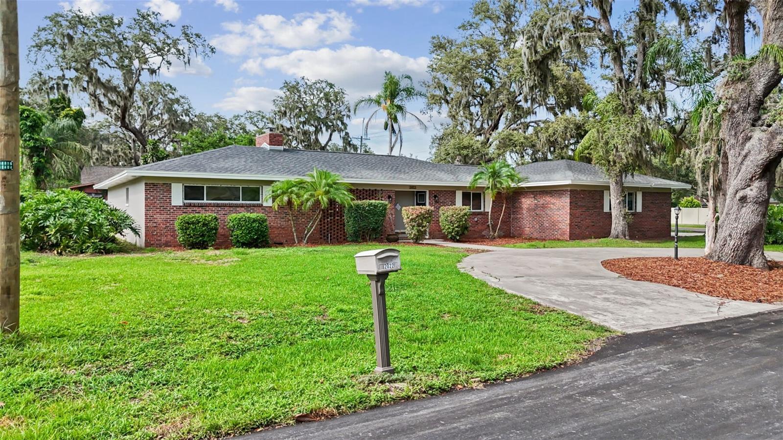 Details for 2022 Cricket Lane, VALRICO, FL 33594