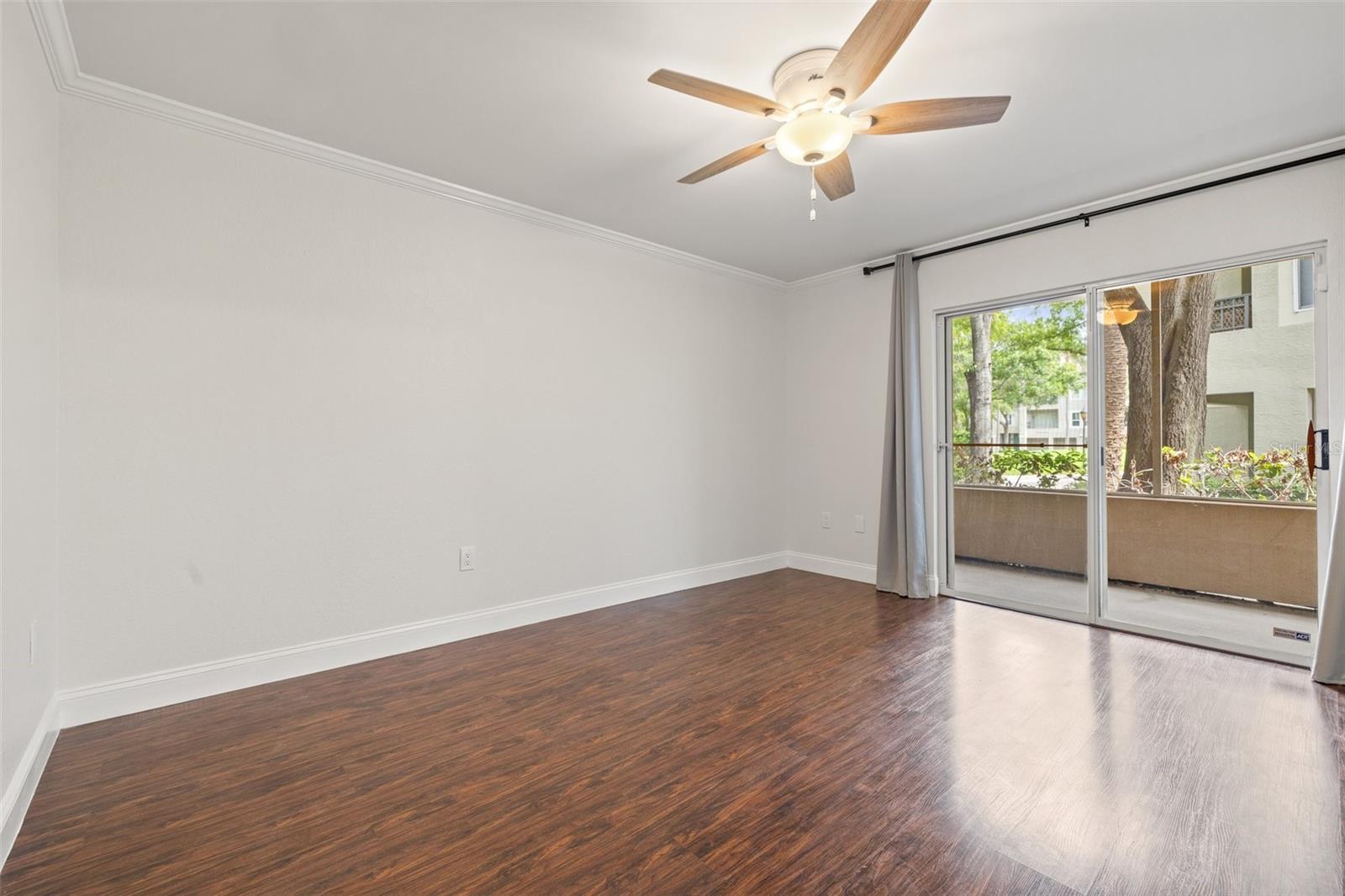Image 15 of 41 For 664 Arbor Lake Lane 664