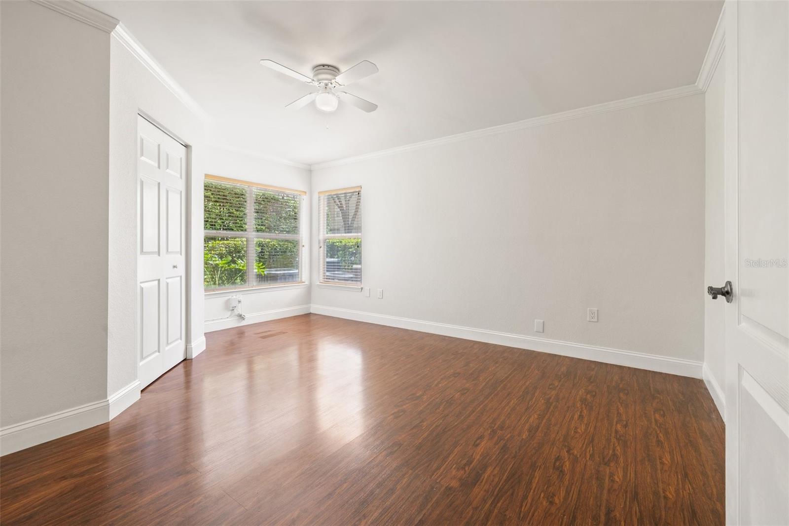 Image 21 of 41 For 664 Arbor Lake Lane 664