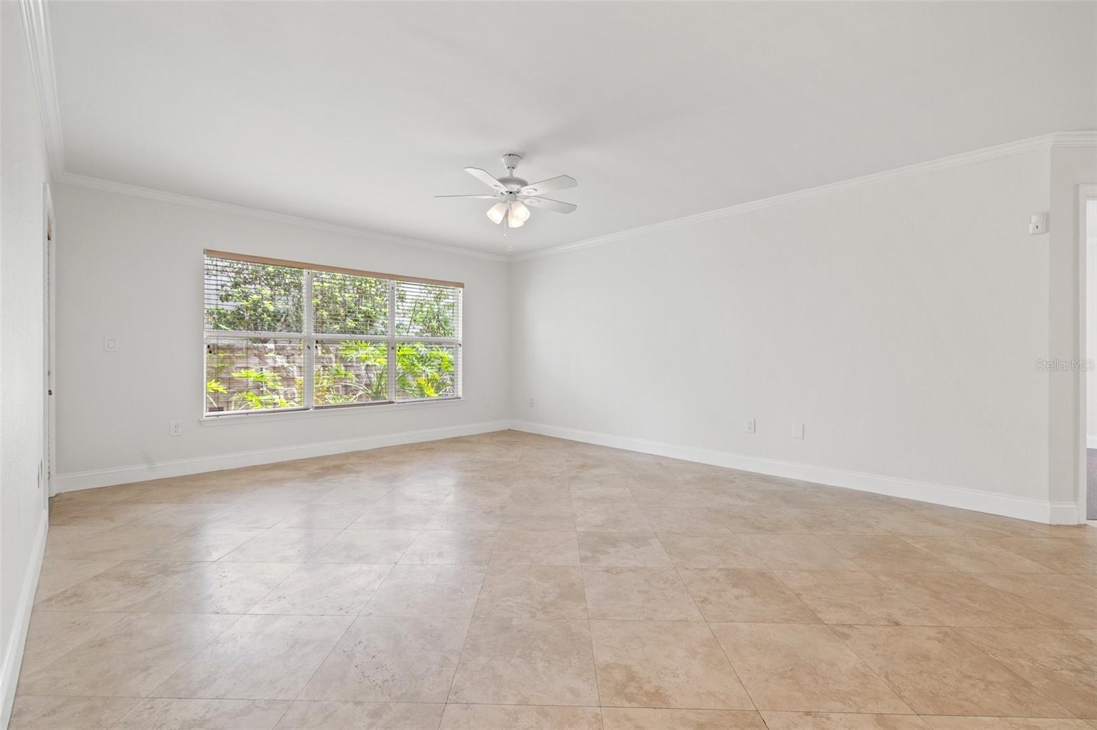 Image 6 of 41 For 664 Arbor Lake Lane 664