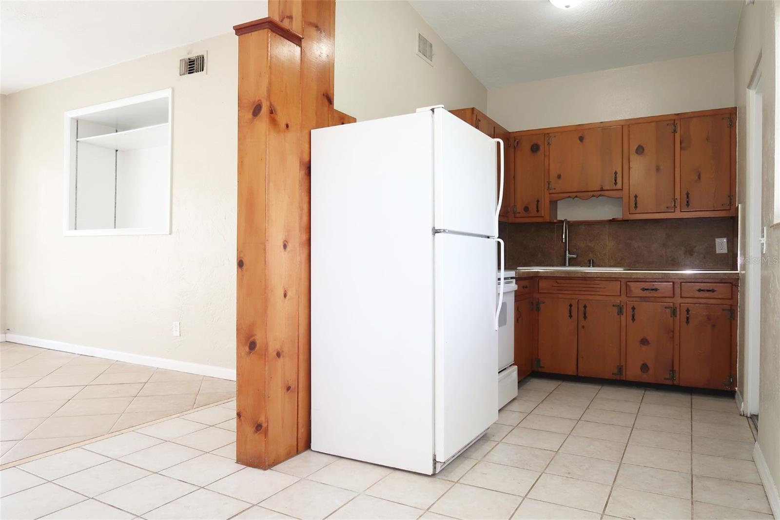 Image 4 of 12 For 2139 42nd Avenue N