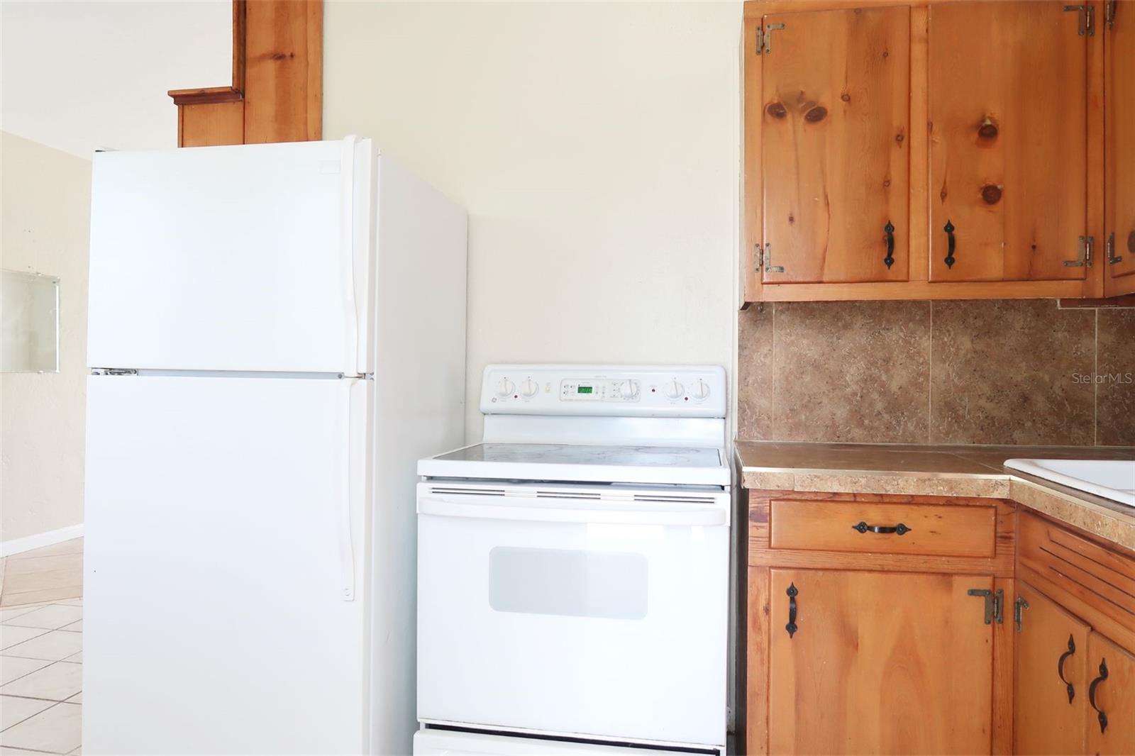 Image 5 of 12 For 2139 42nd Avenue N