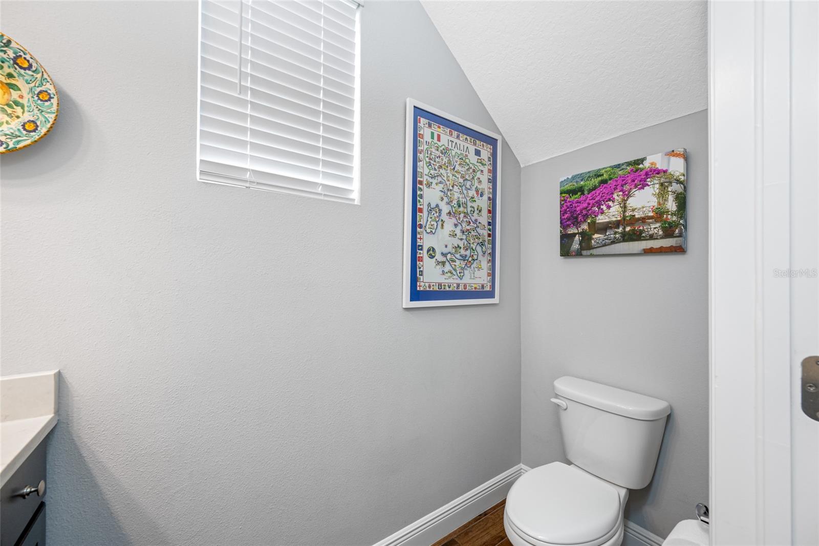 Image 27 of 60 For 2270 Spring Lake Court