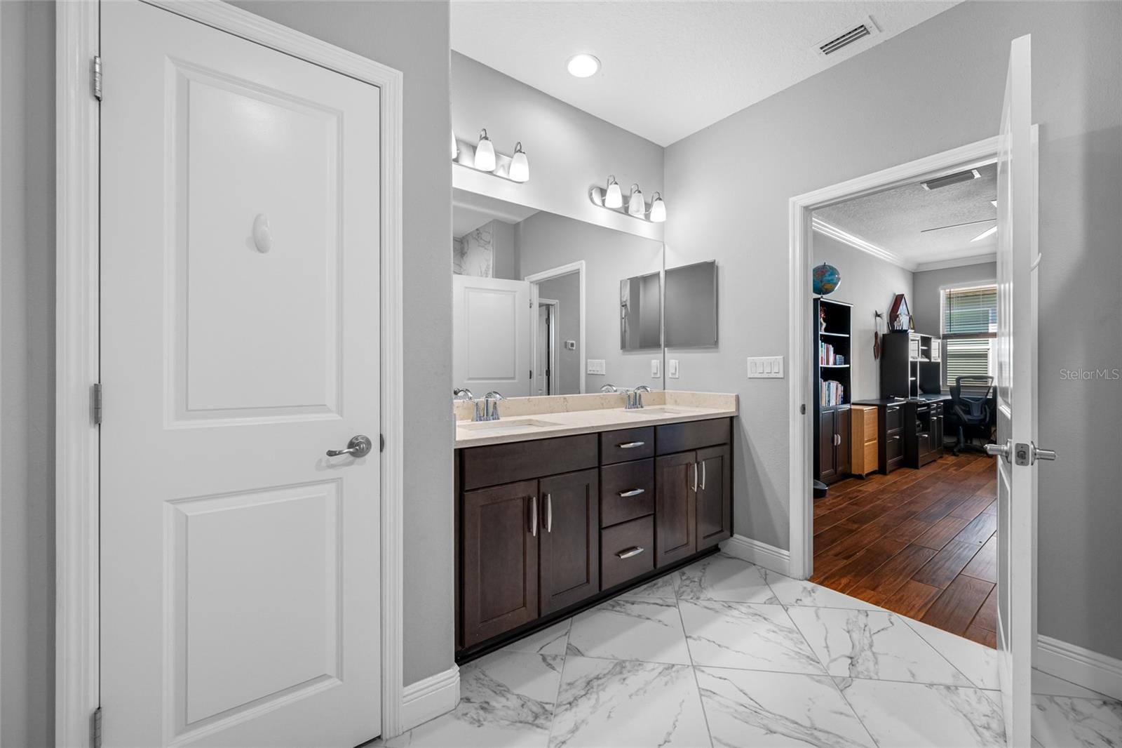 Image 43 of 60 For 2270 Spring Lake Court