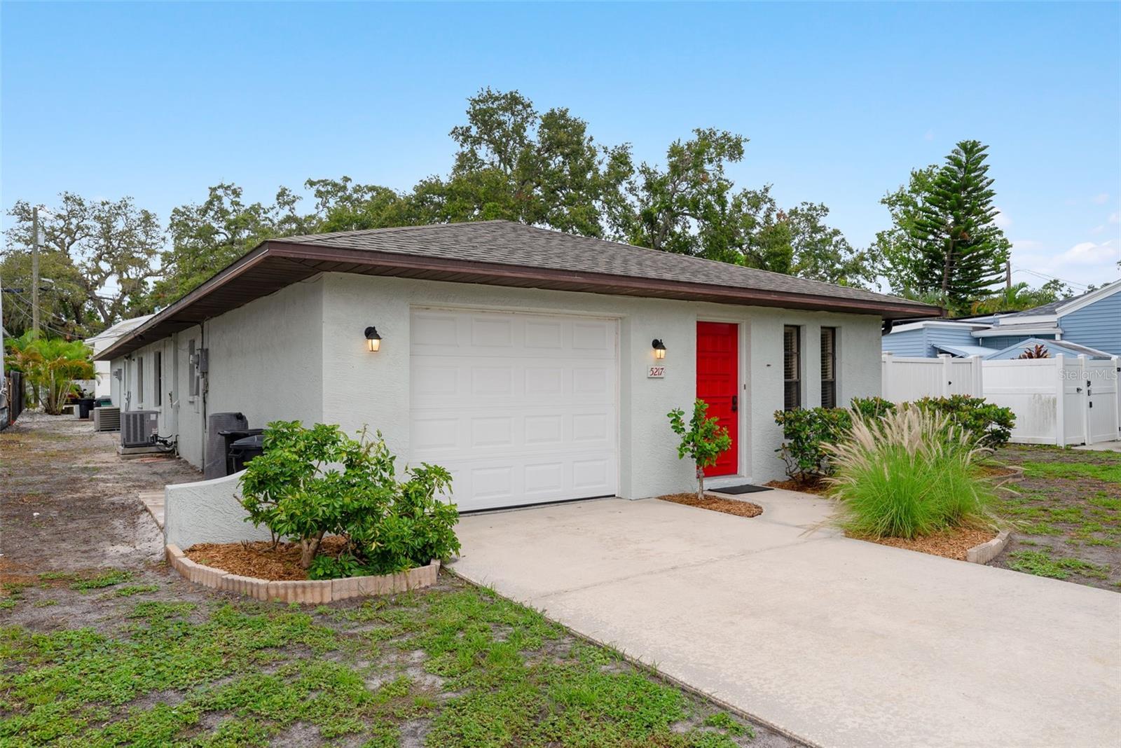 Image 3 of 34 For 5217 29th Avenue S