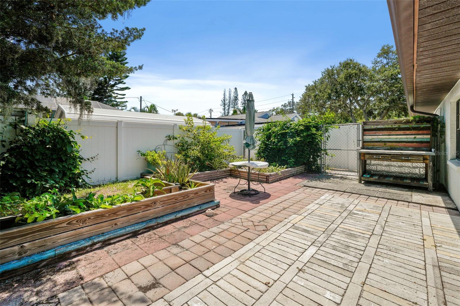 Image 37 of 41 For 5217 29th Avenue S