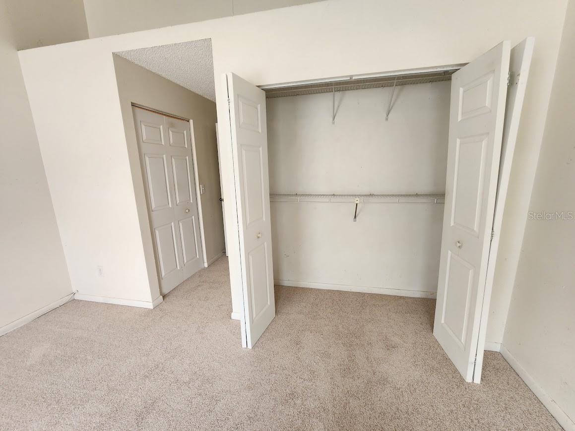 Listing photo id 15 for 6620 121st Avenue 1