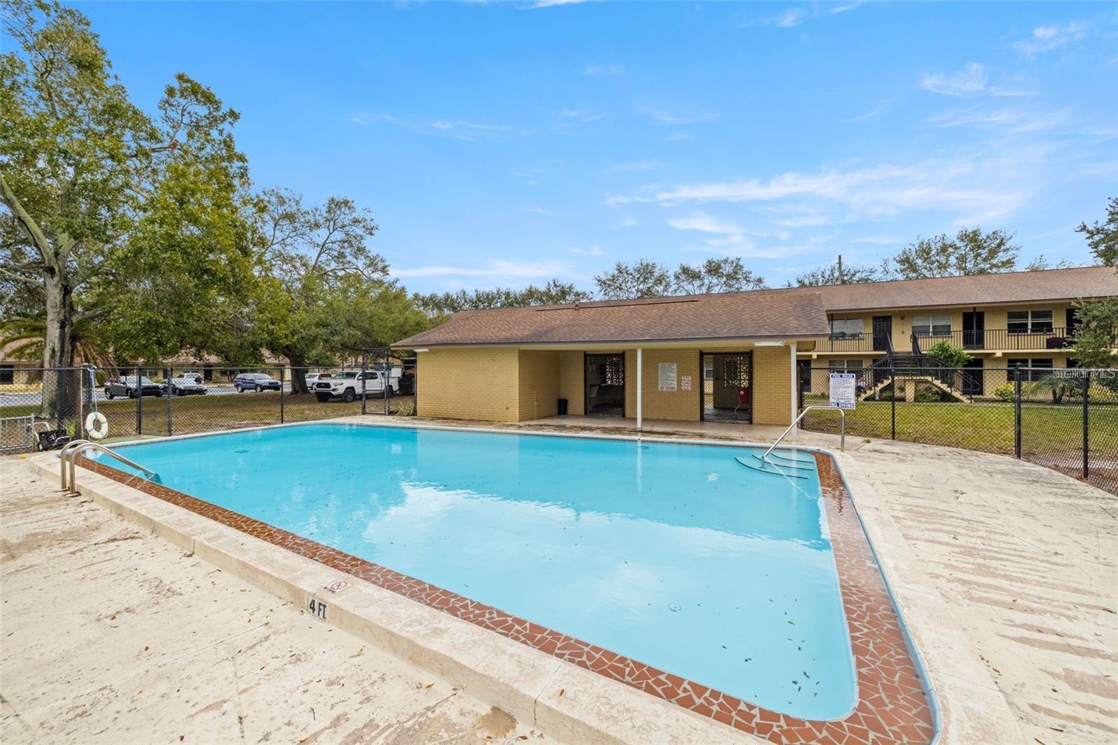 Image 11 of 12 For 2501 Harn Boulevard H20