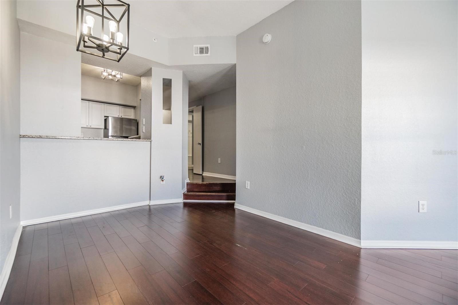 Image 8 of 35 For 501 Moody Avenue 1134