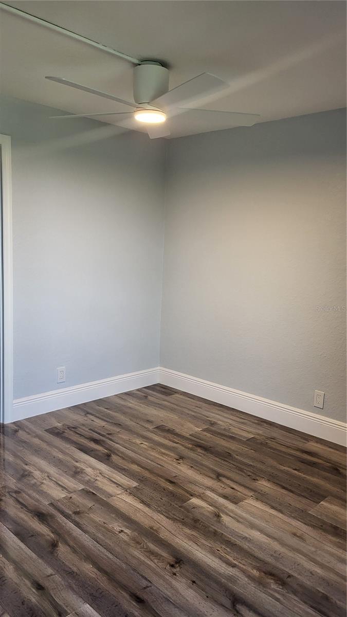 Image 16 of 16 For 2617 Cove Cay Drive 306