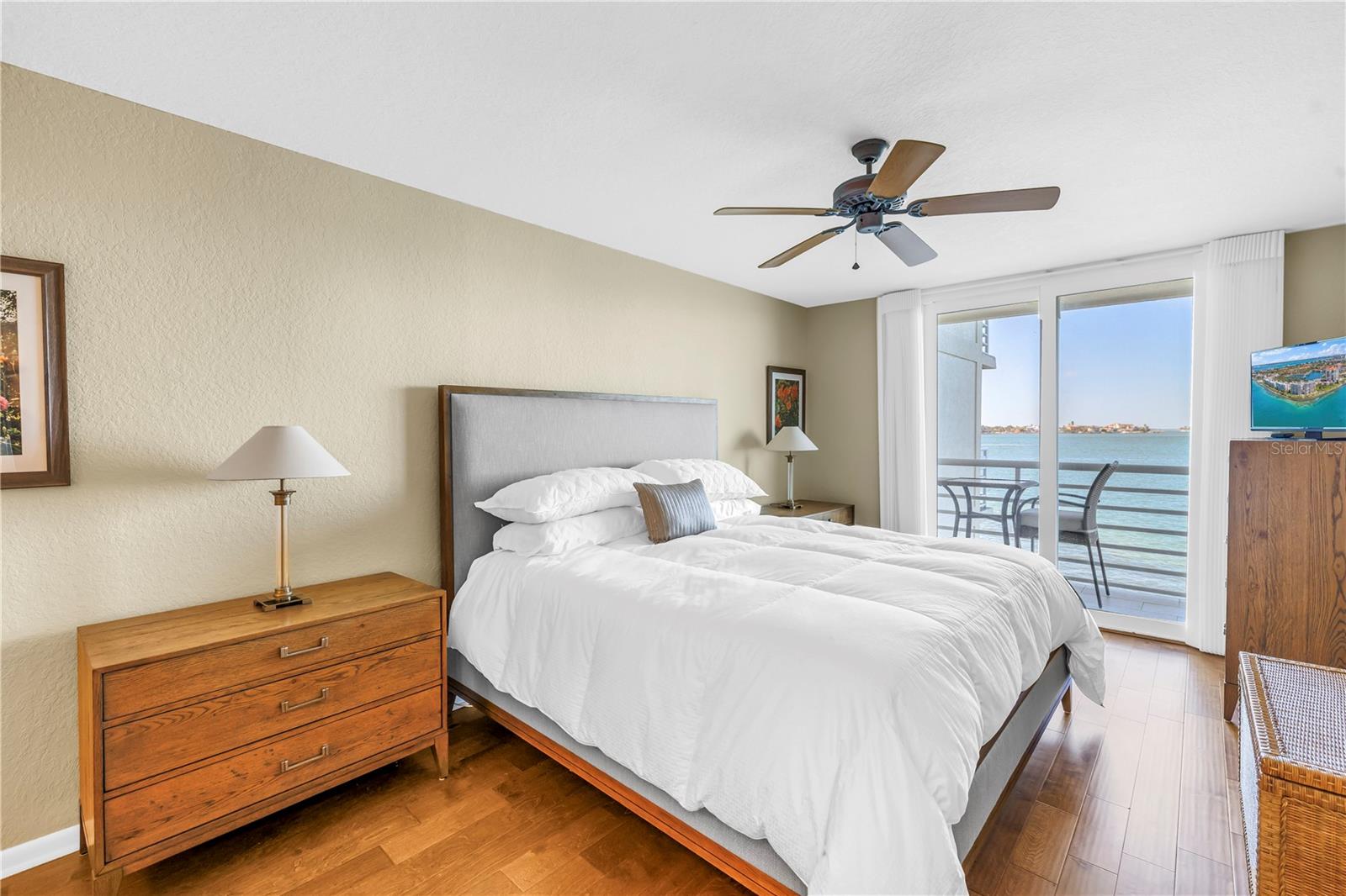 Listing photo id 28 for 6105 Bahia Del Mar Circle 388