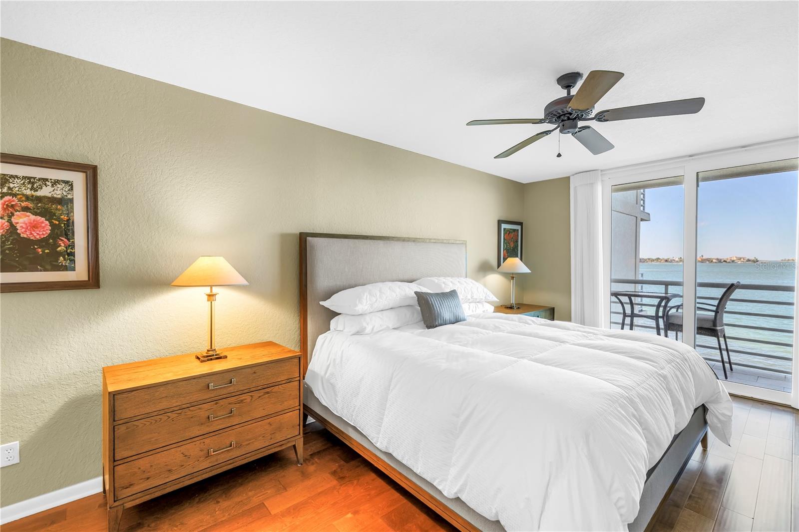 Listing photo id 29 for 6105 Bahia Del Mar Circle 388