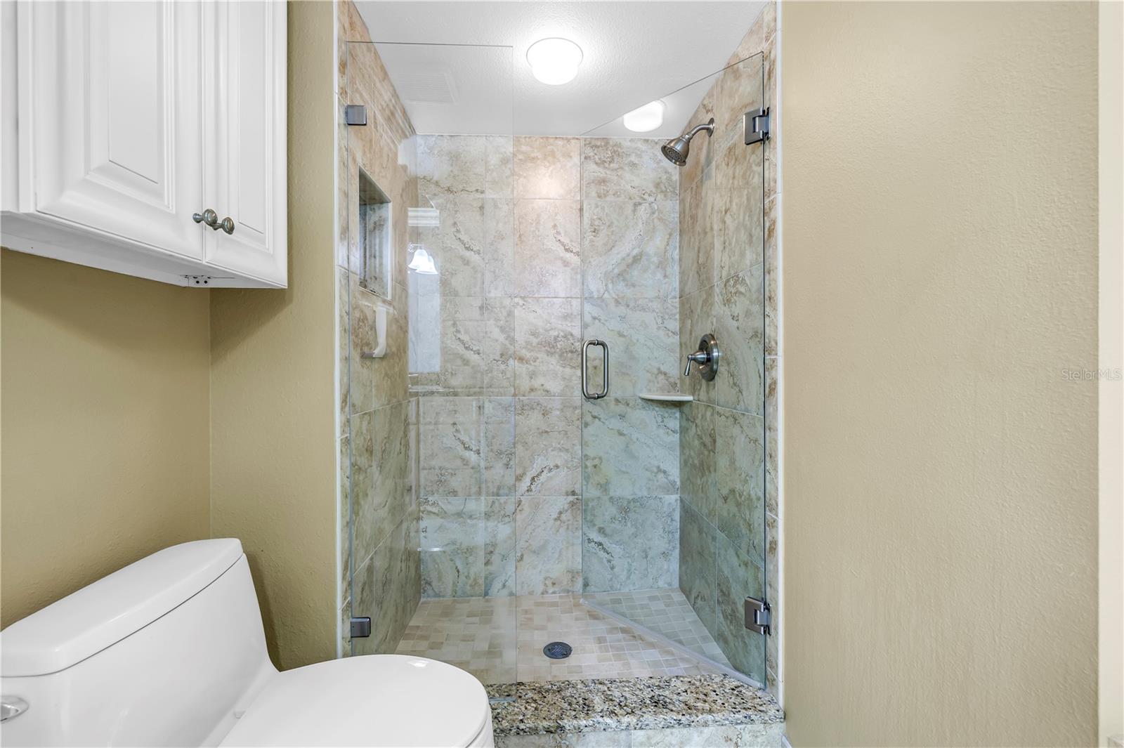 Listing photo id 35 for 6105 Bahia Del Mar Circle 388