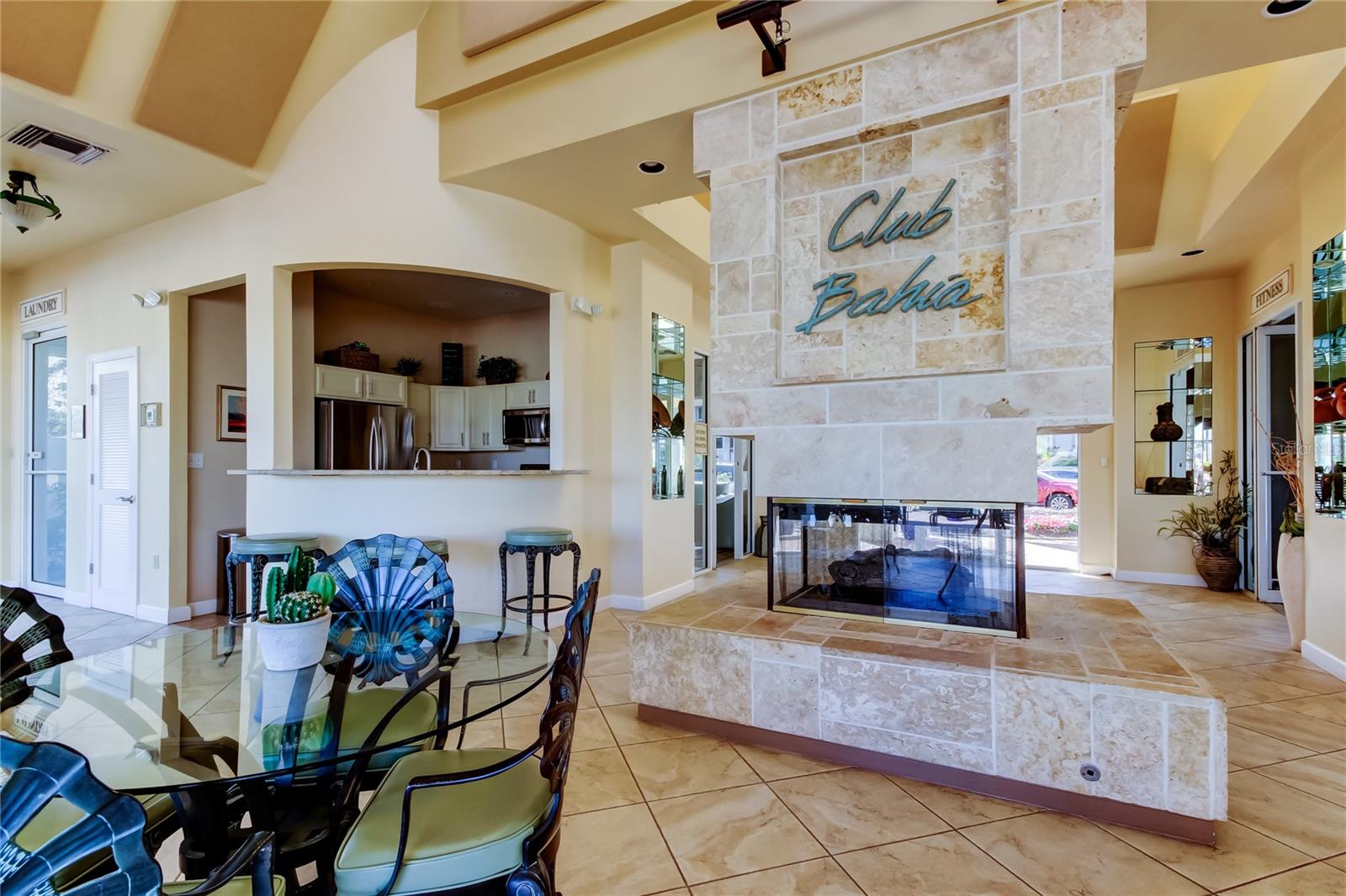 Listing photo id 37 for 6105 Bahia Del Mar Circle 388