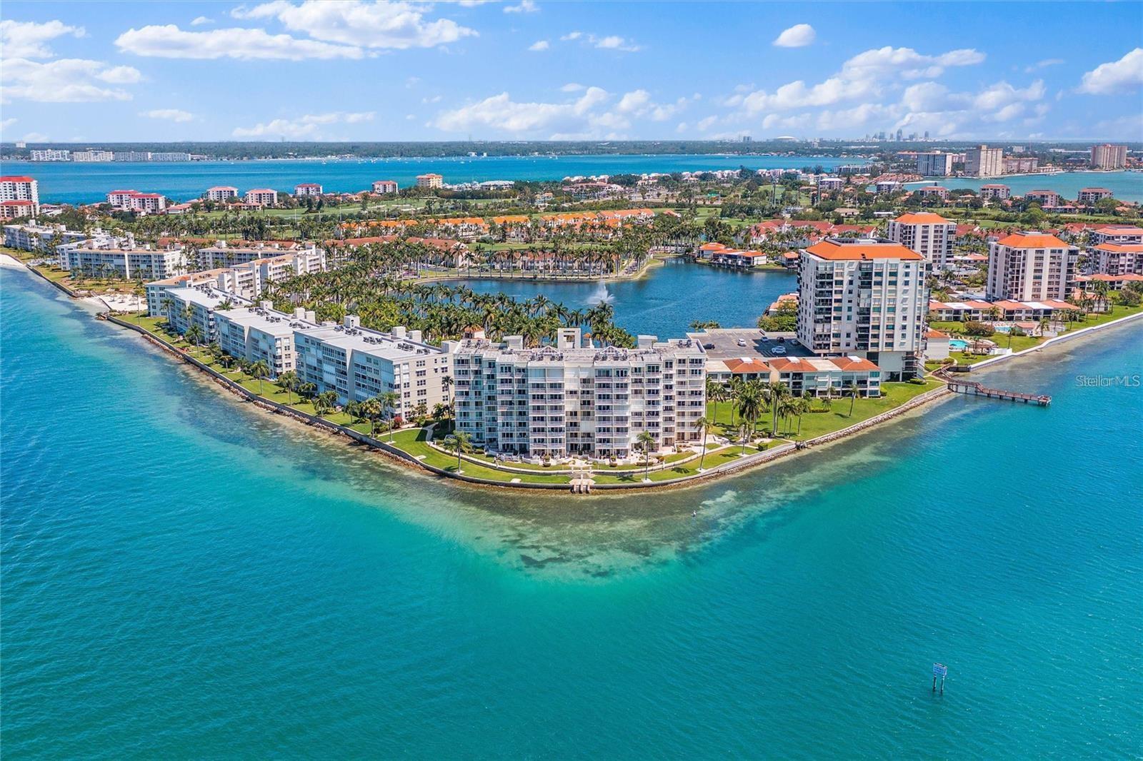 Listing photo id 39 for 6105 Bahia Del Mar Circle 388