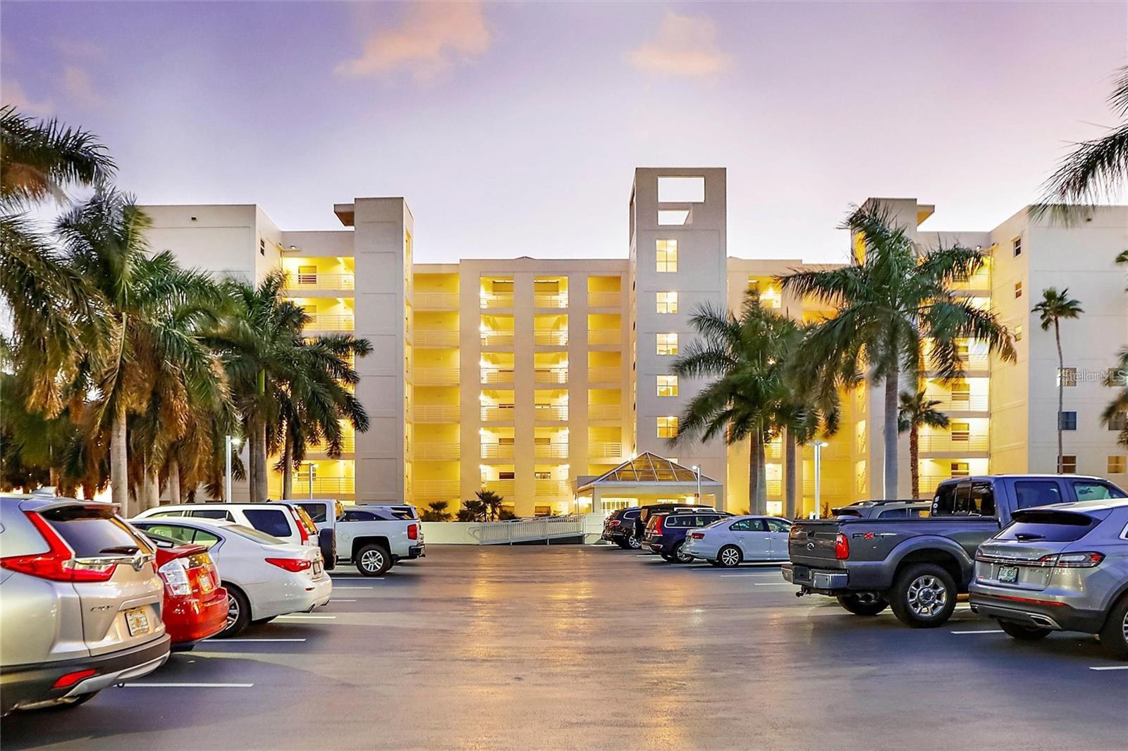 Listing photo id 42 for 6105 Bahia Del Mar Circle 388