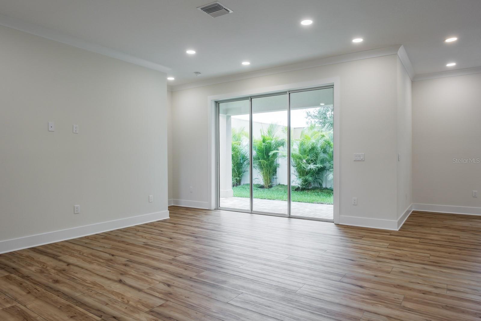Image 12 of 61 For 250 Larocca Court