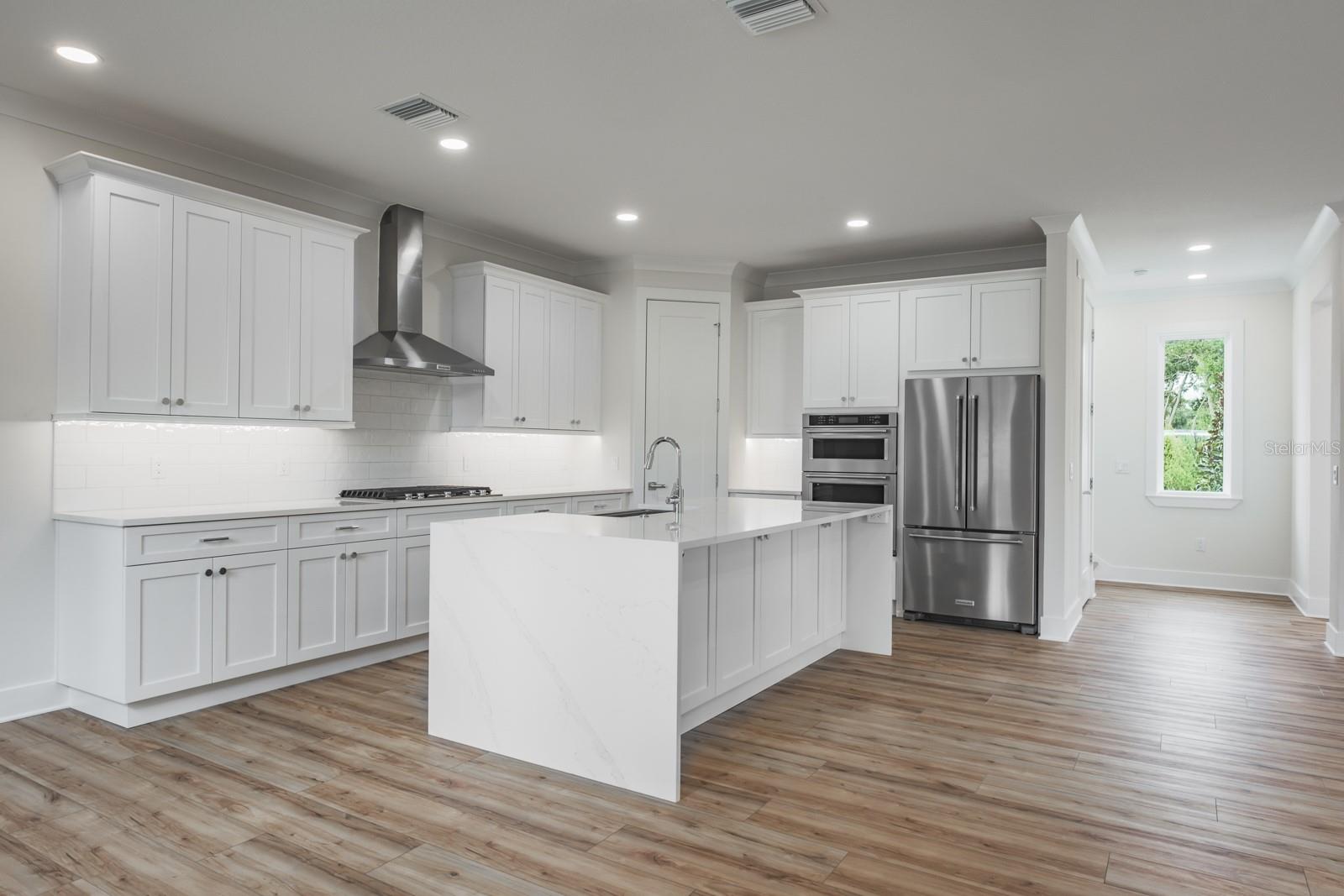 Image 20 of 61 For 250 Larocca Court