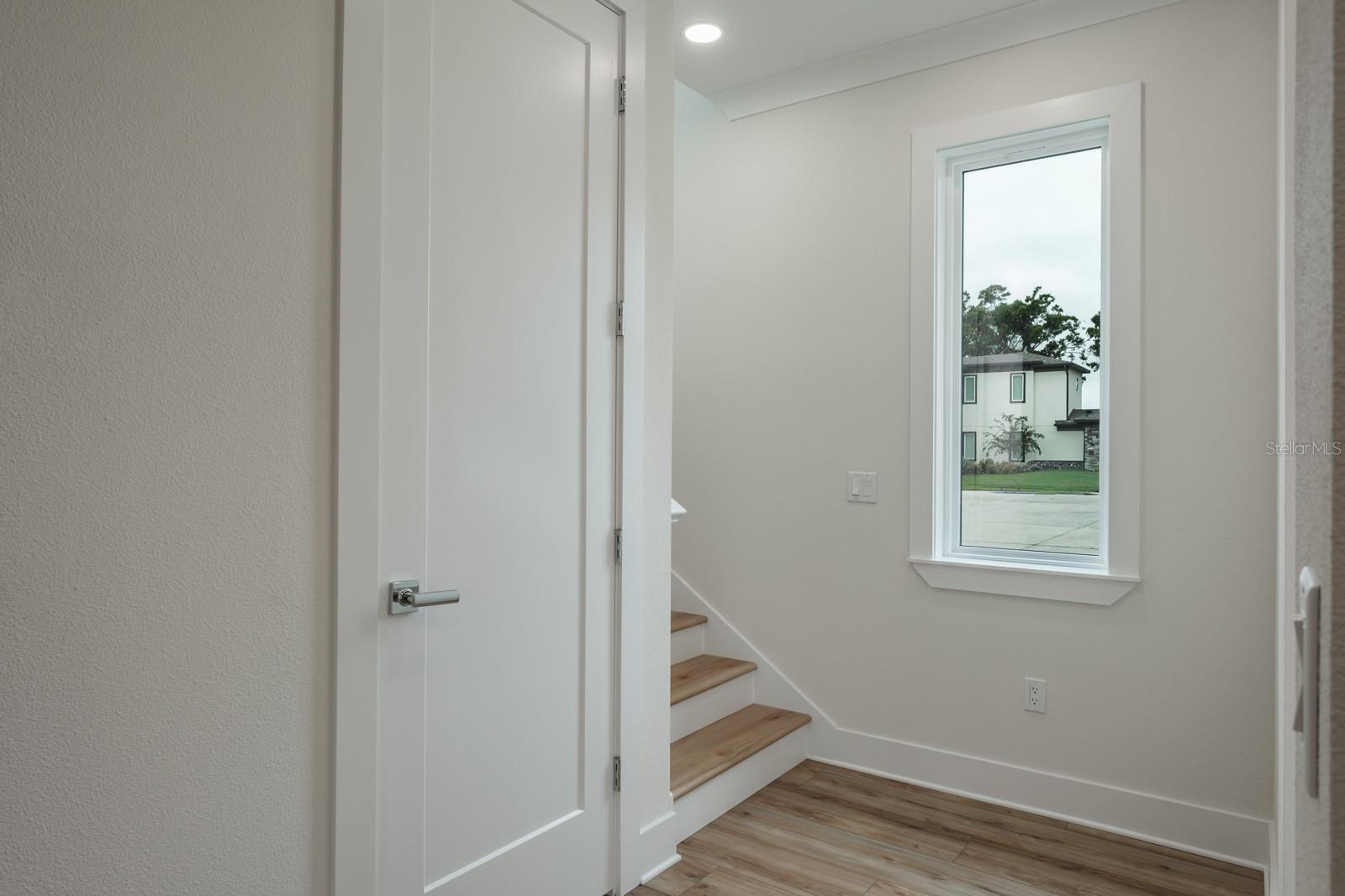 Image 35 of 61 For 250 Larocca Court