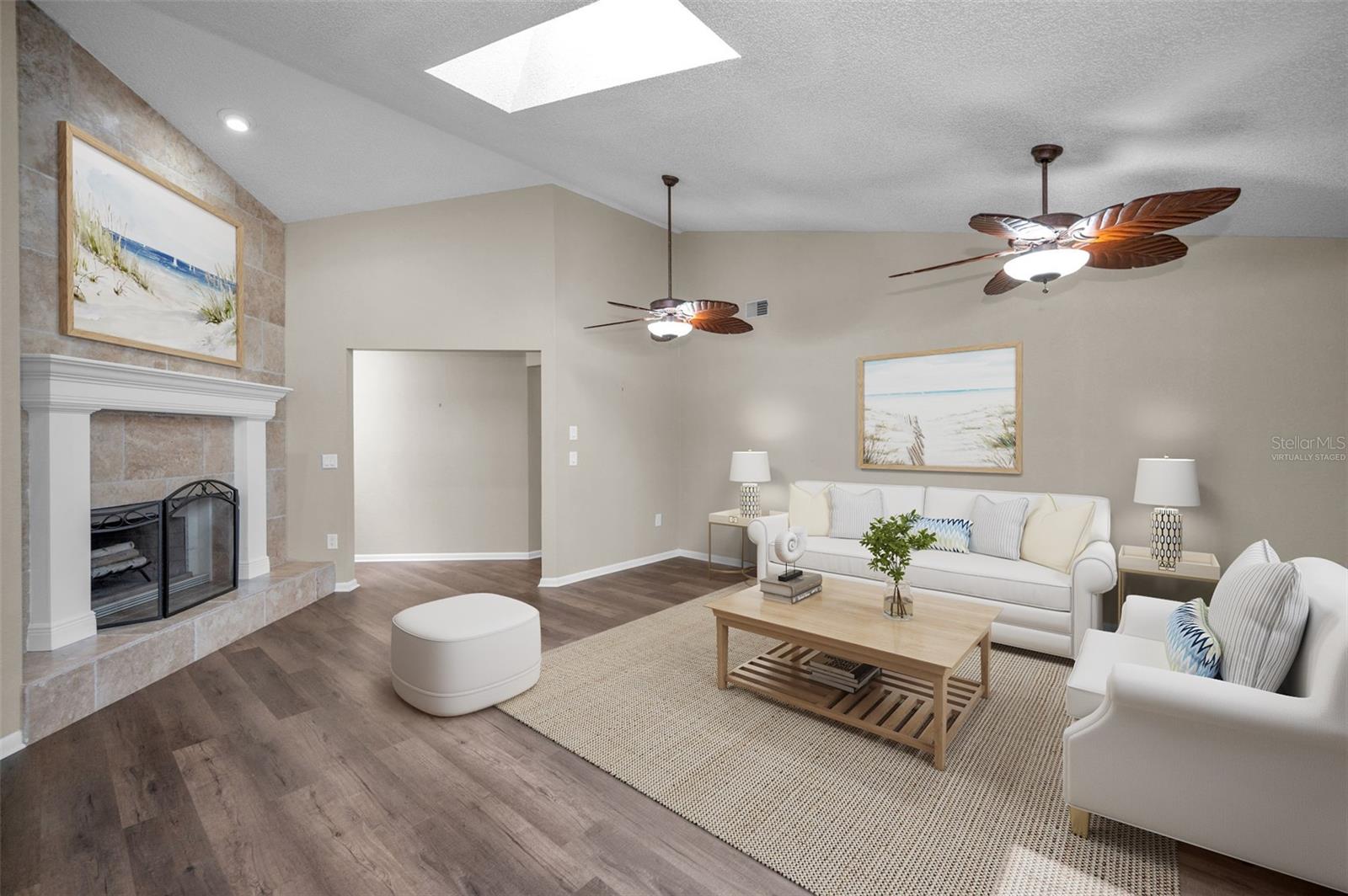 Listing photo id 13 for 11279 Oakridge Trail