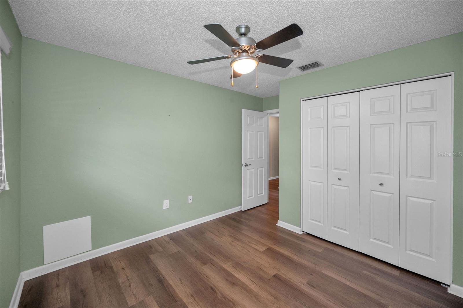 Listing photo id 22 for 11279 Oakridge Trail