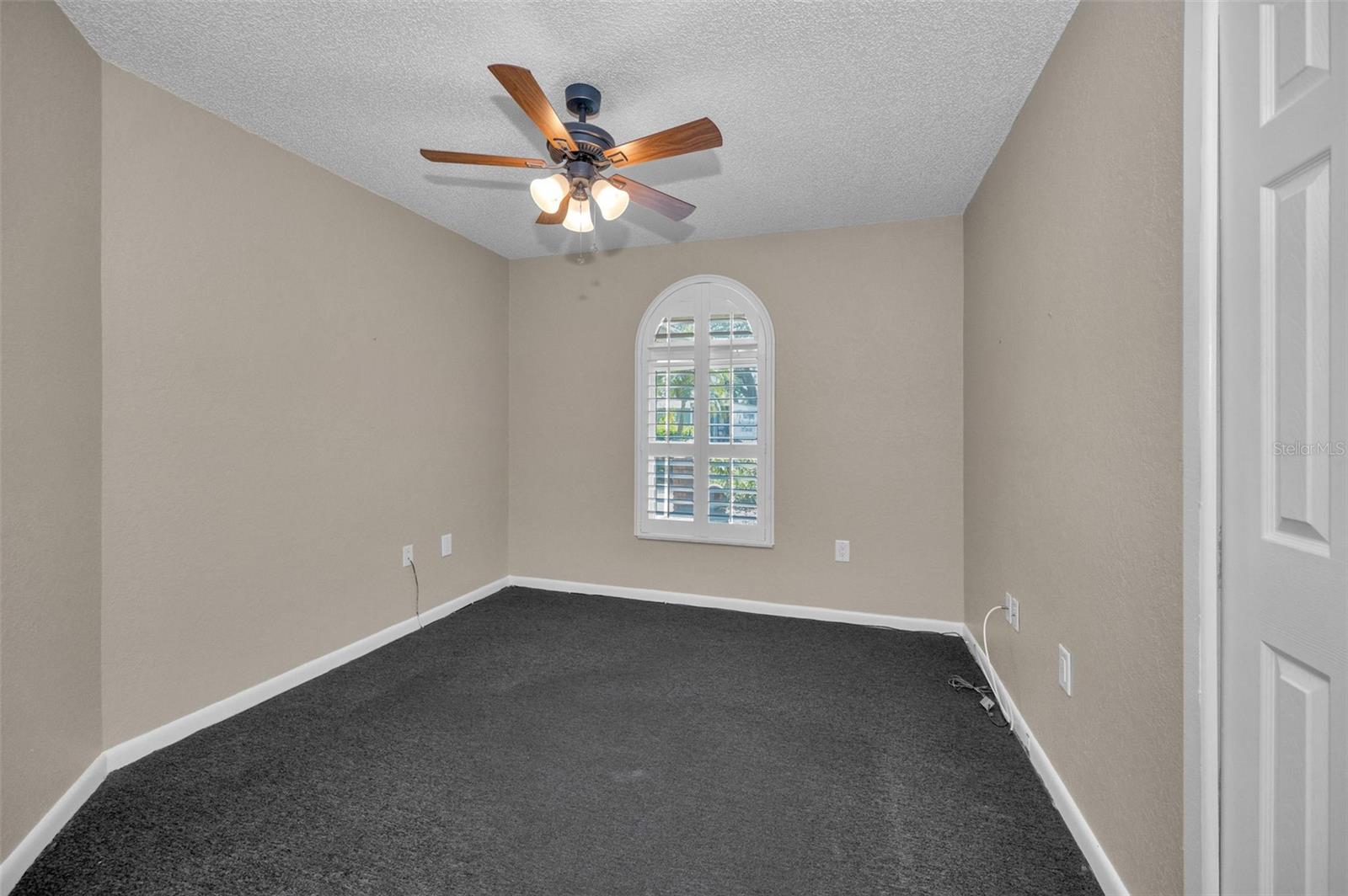 Listing photo id 24 for 11279 Oakridge Trail