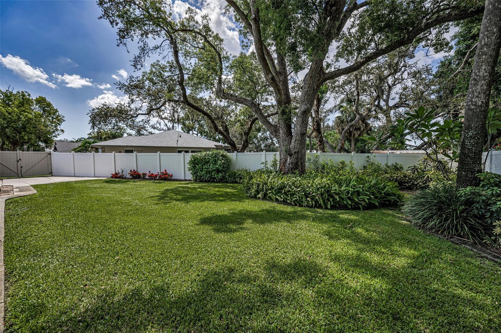 Listing photo id 29 for 11279 Oakridge Trail