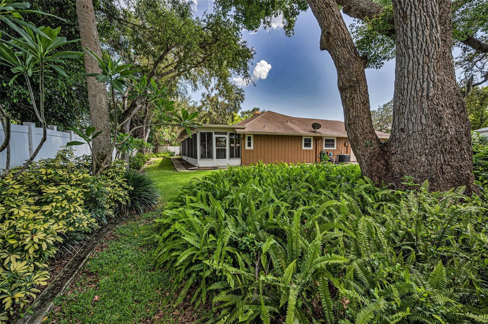 Listing photo id 32 for 11279 Oakridge Trail