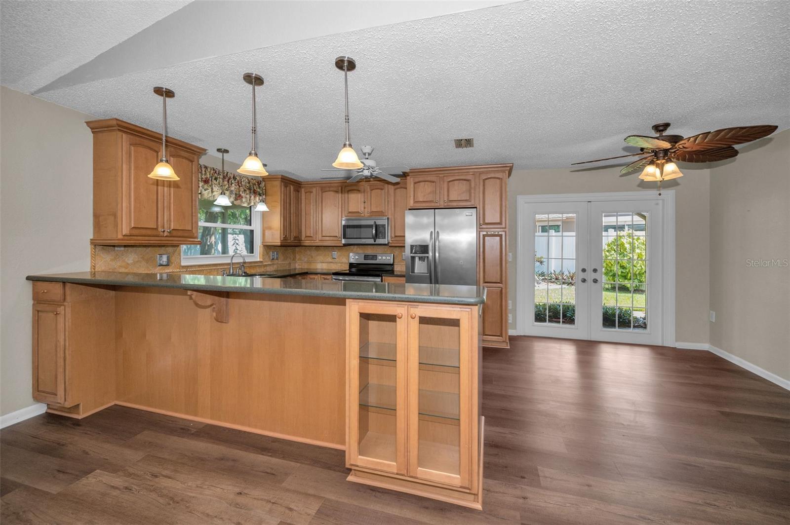 Listing photo id 7 for 11279 Oakridge Trail