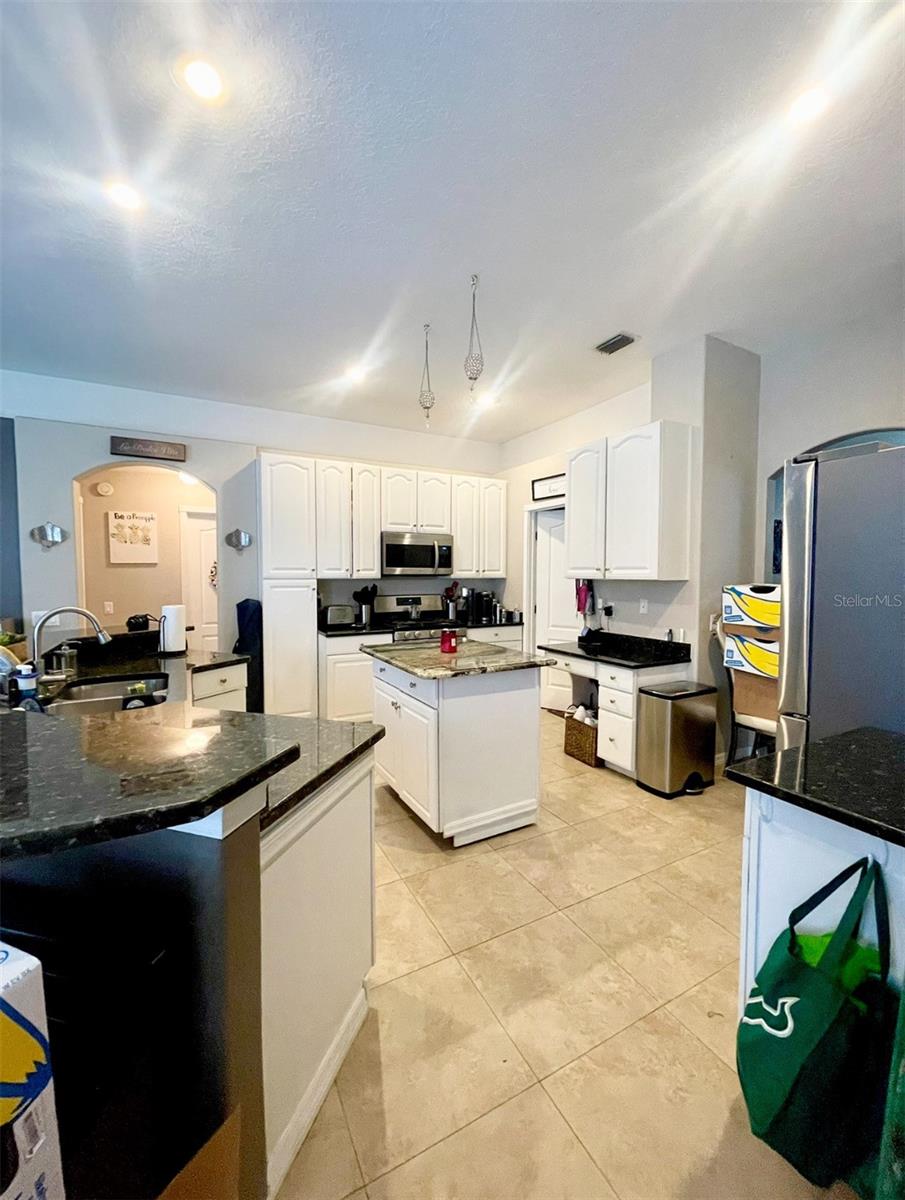 Image 4 of 23 For 7224 Yardley Way
