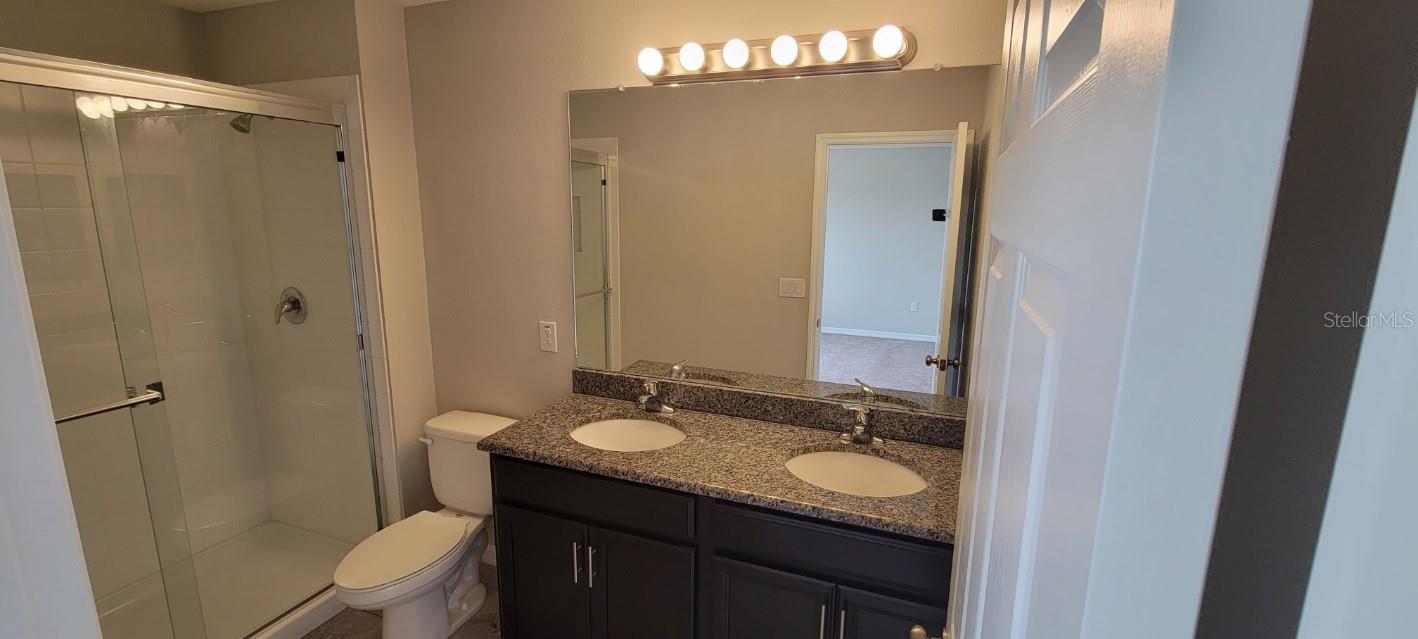 Image 11 of 12 For 7025 Grand Elm Drive