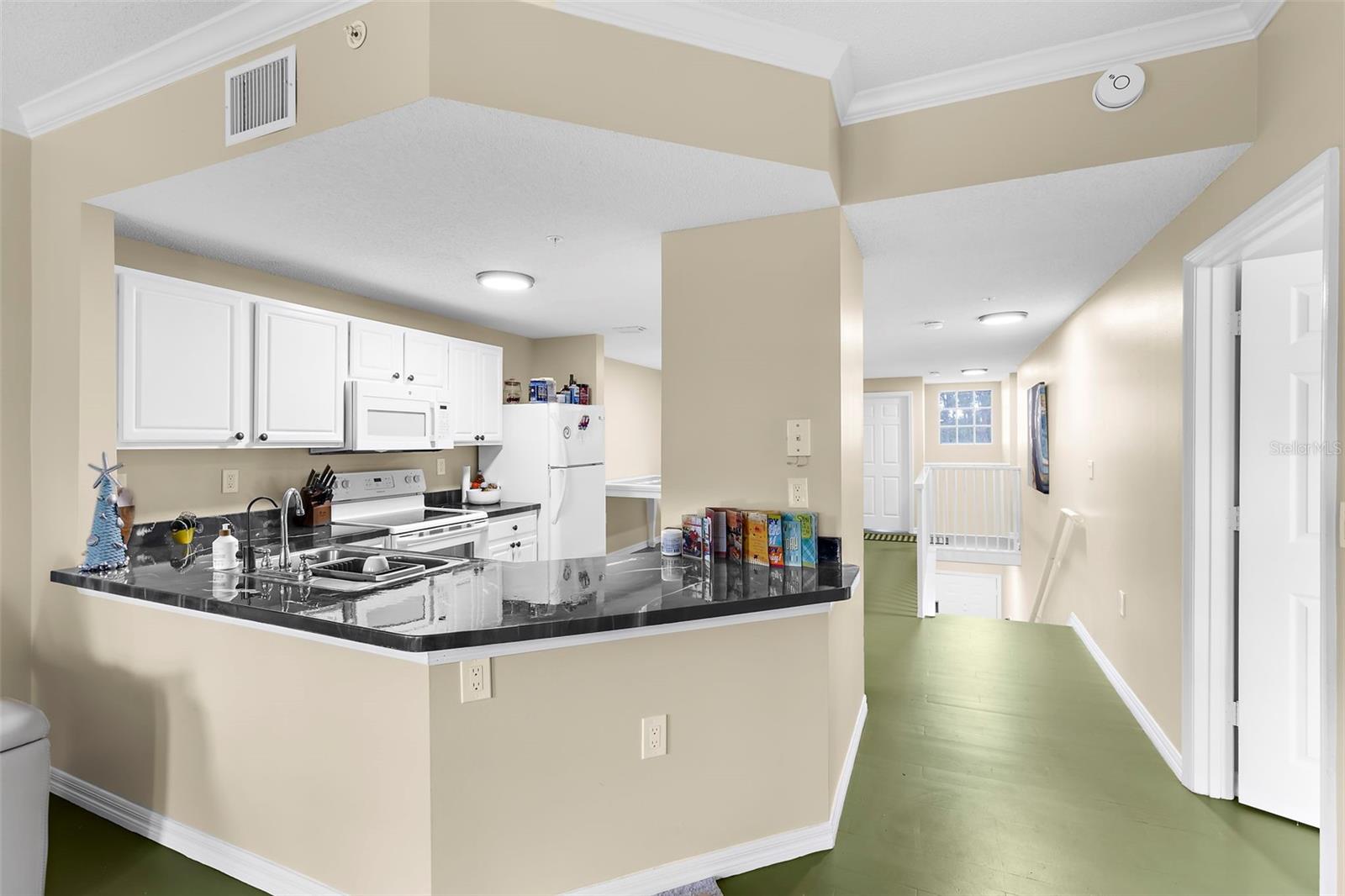 Image 6 of 30 For 5601 Bentgrass Drive 10-102