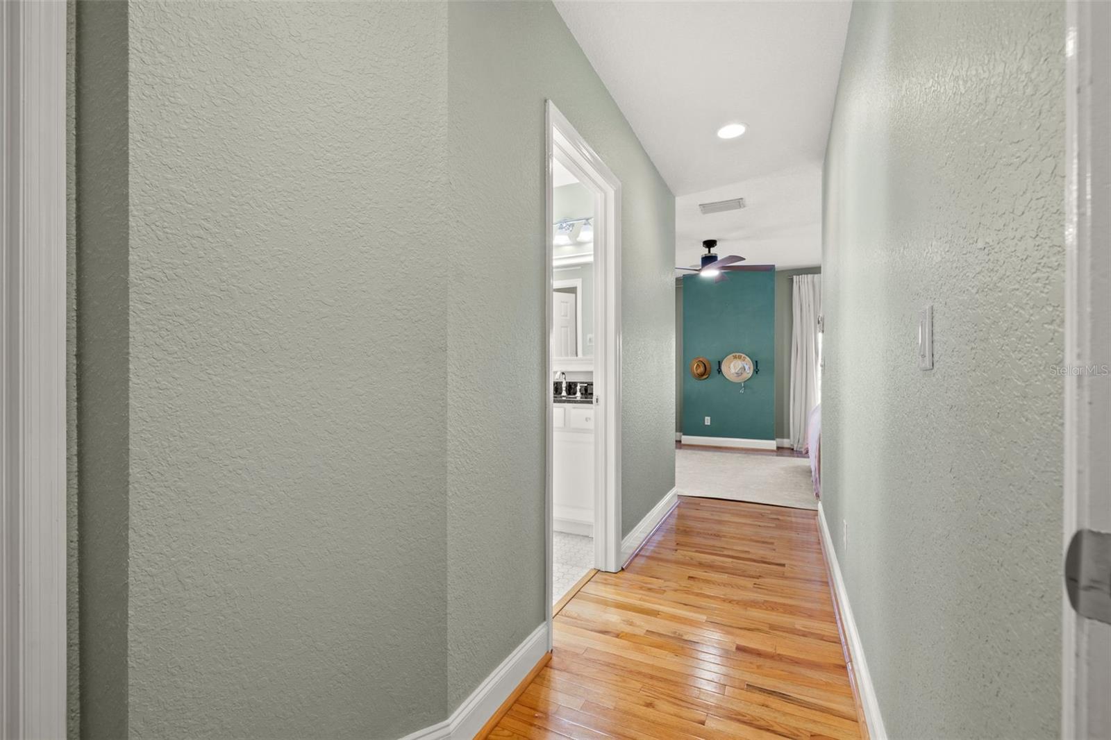 Image 17 of 36 For 3315 De Leon Street 19