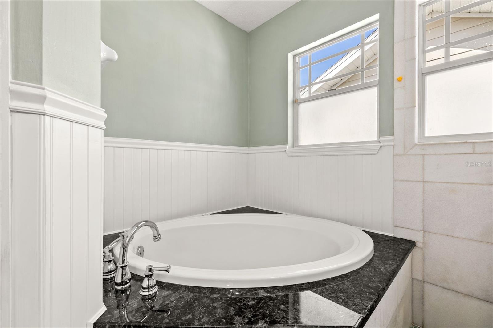 Image 25 of 36 For 3315 De Leon Street 19