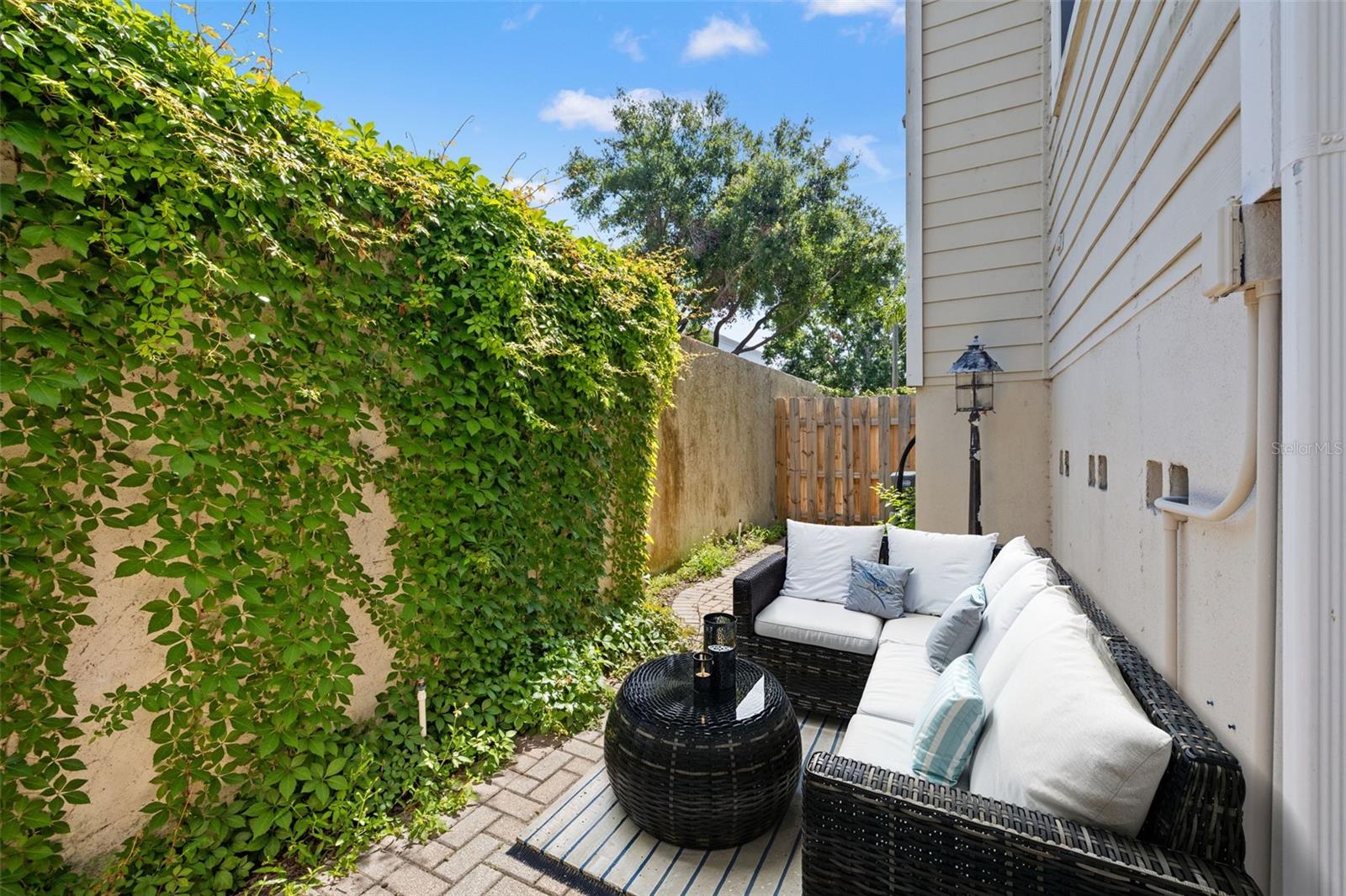 Image 32 of 36 For 3315 De Leon Street 19