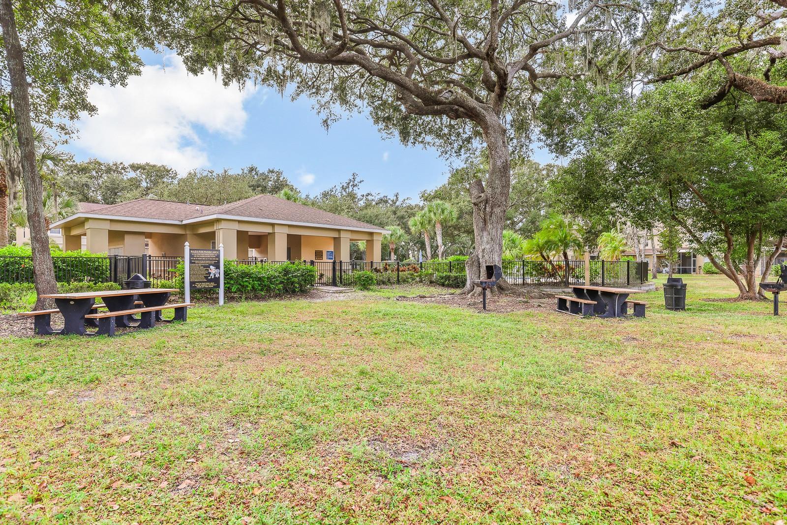 Image 31 of 34 For 9219 Stone River Place