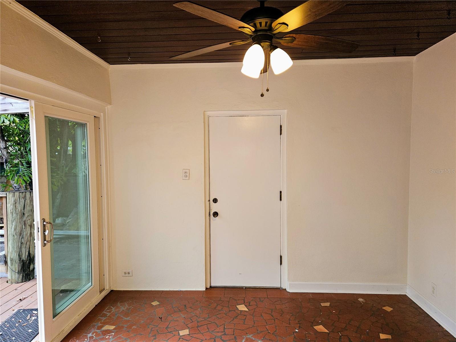 Image 16 of 38 For 1746 23rd Avenue N