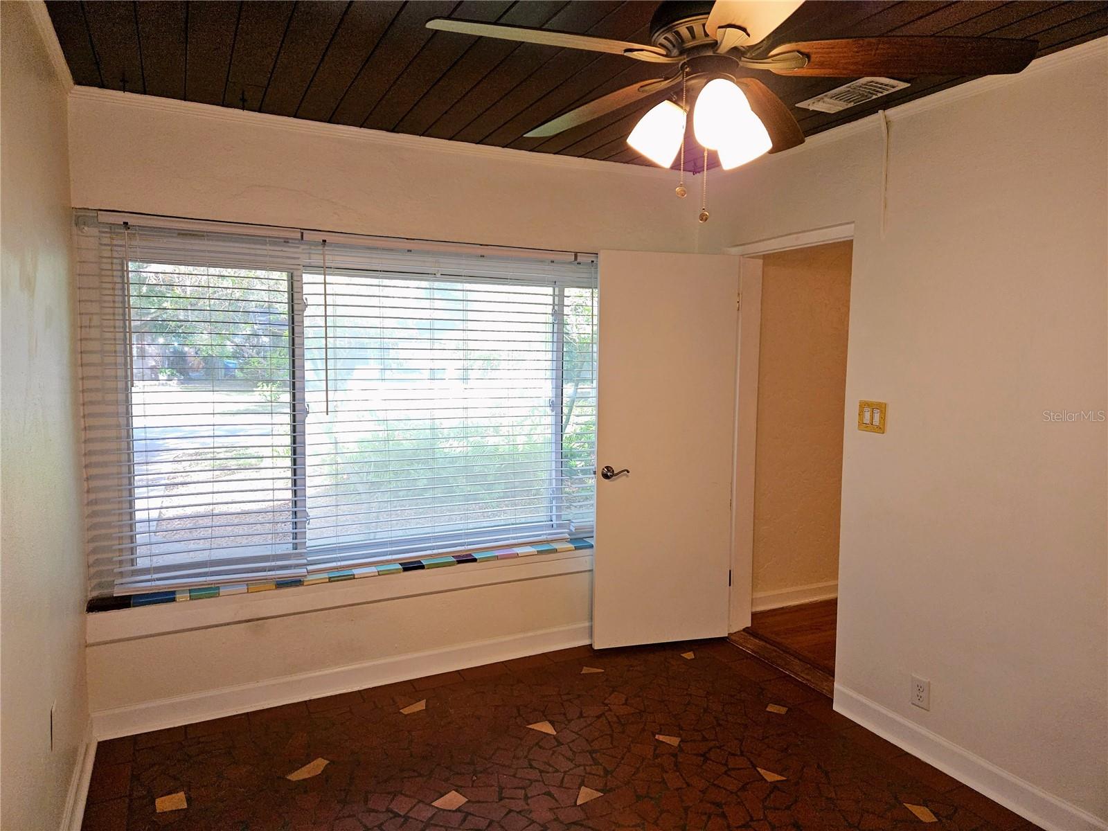 Image 30 of 38 For 1746 23rd Avenue N