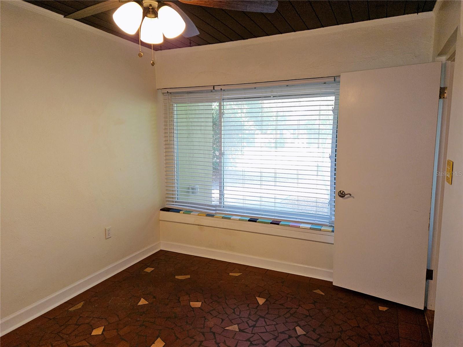 Image 31 of 38 For 1746 23rd Avenue N
