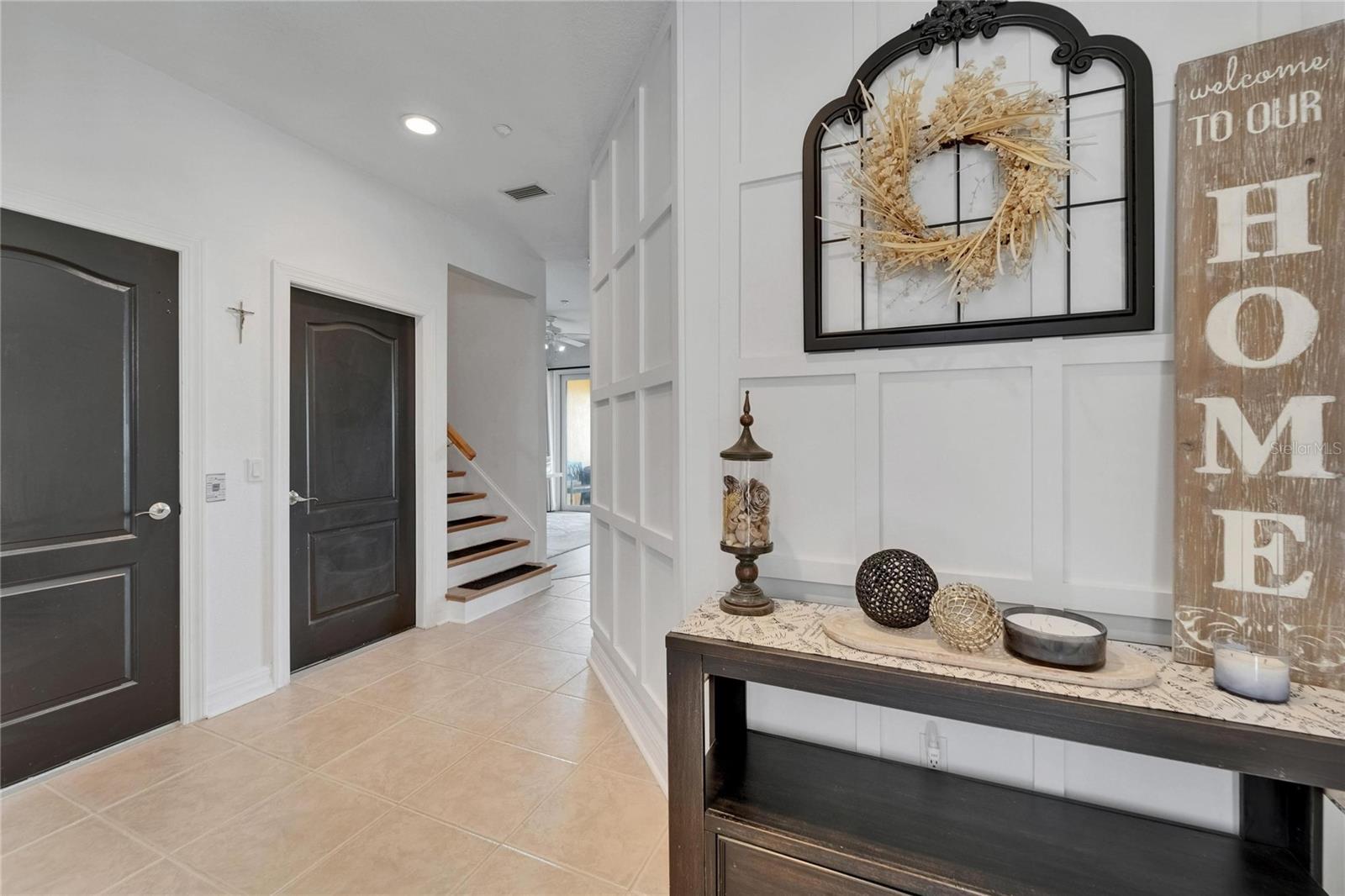Listing photo id 8 for 6412 Mayra Shores Lane
