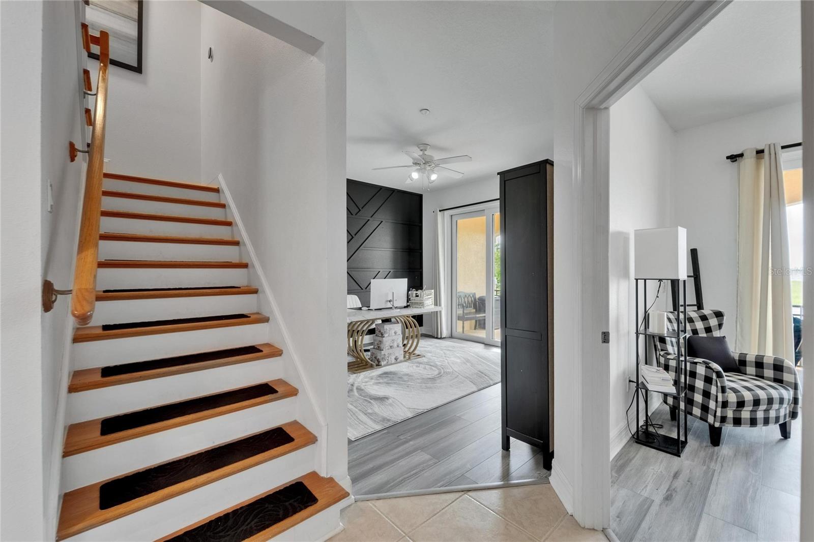 Listing photo id 14 for 6412 Mayra Shores Lane